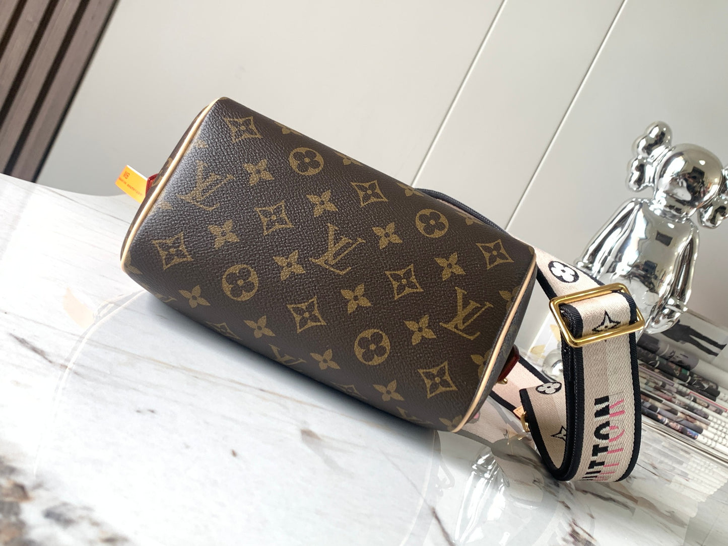 SPEEDY BANDOULIÈRE 20 HANDBAG M46234